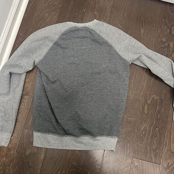 Men’s Broken Threads Long Sleev T Shirt - Thick Cotton - Size Medium - Excellent - Picture 4 of 4